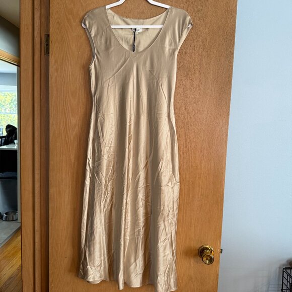 NWT LILYSILK Min Dress Size 4 - Picture 2 of 8